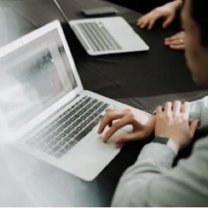 Ecommerce integrated with AI